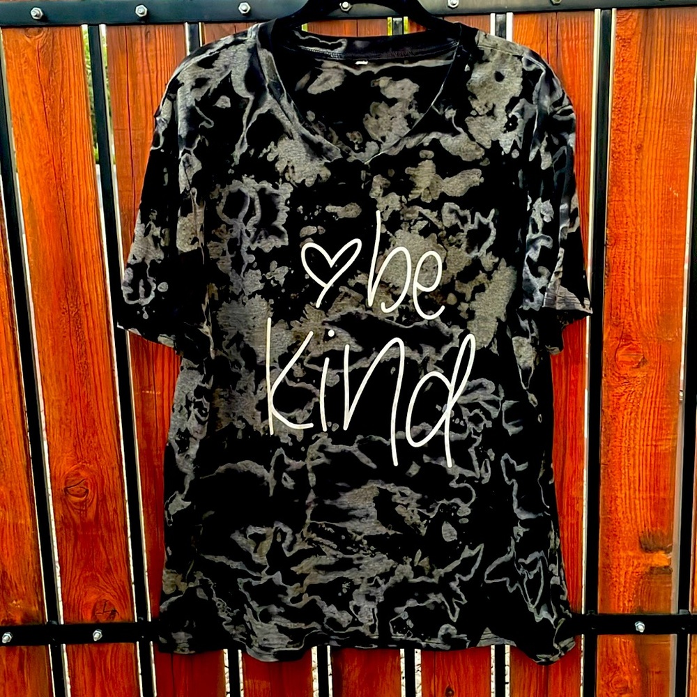 Acid Washed XLarge Be Kind Womens Tshirt